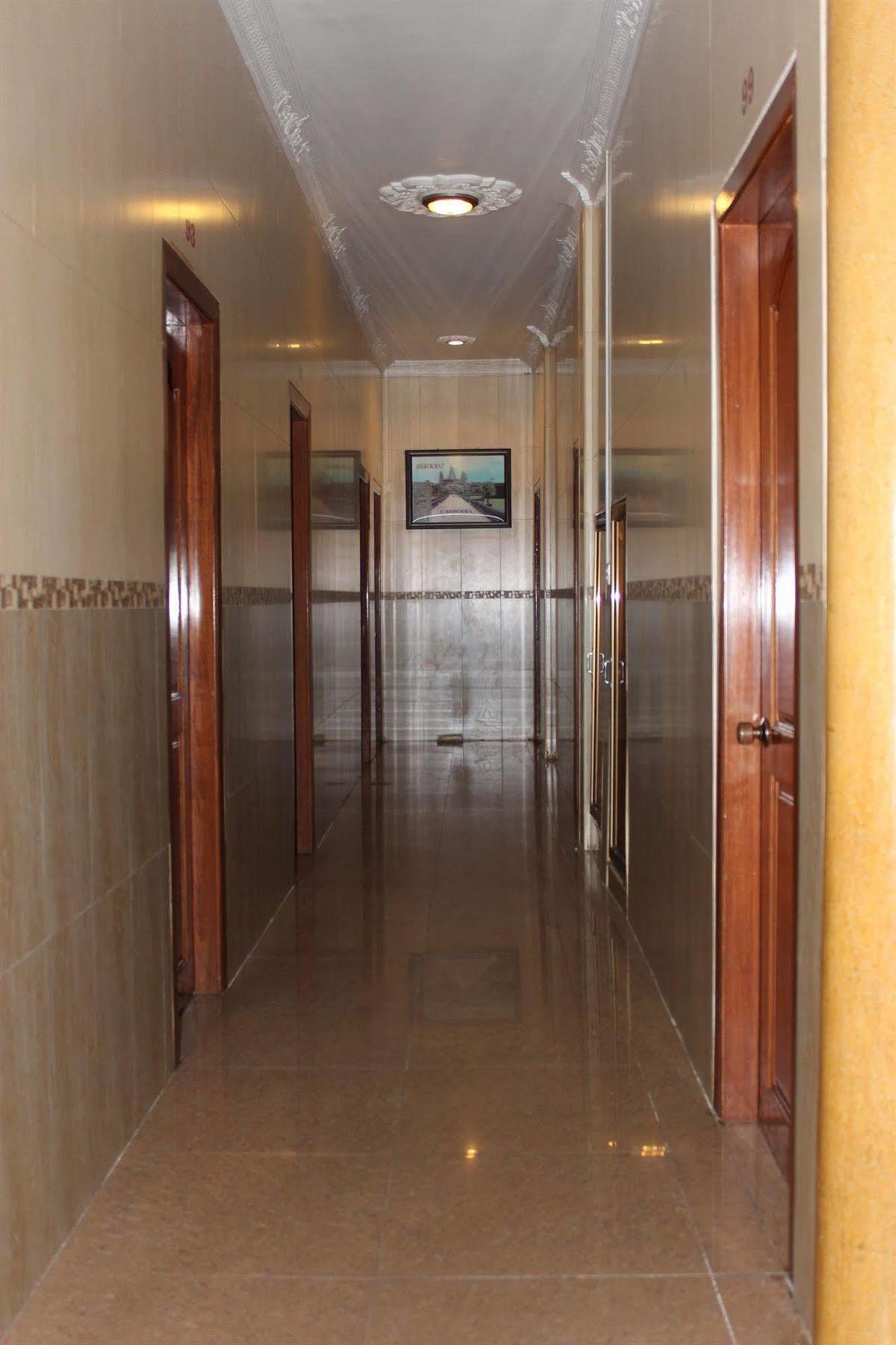 Lucky 1 Guesthouse Phnompen Kültér fotó